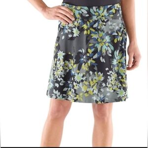 Rei skirt size  M